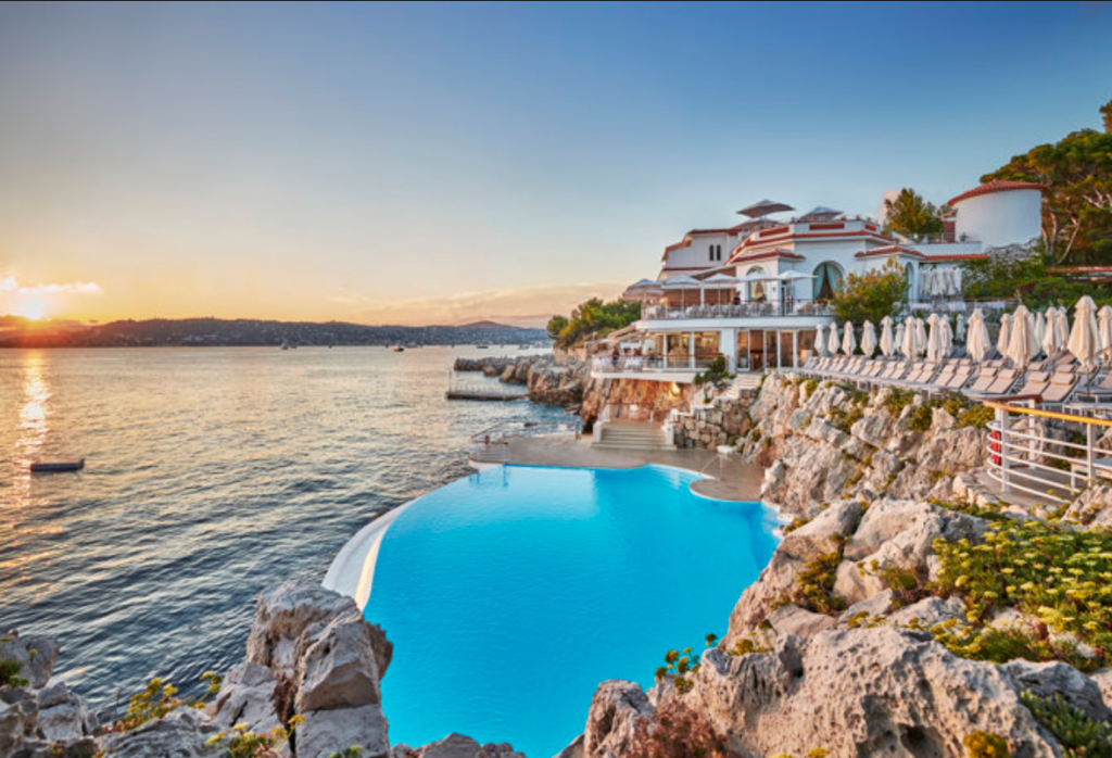 20 Most Tempting France Luxury Hotel Packages